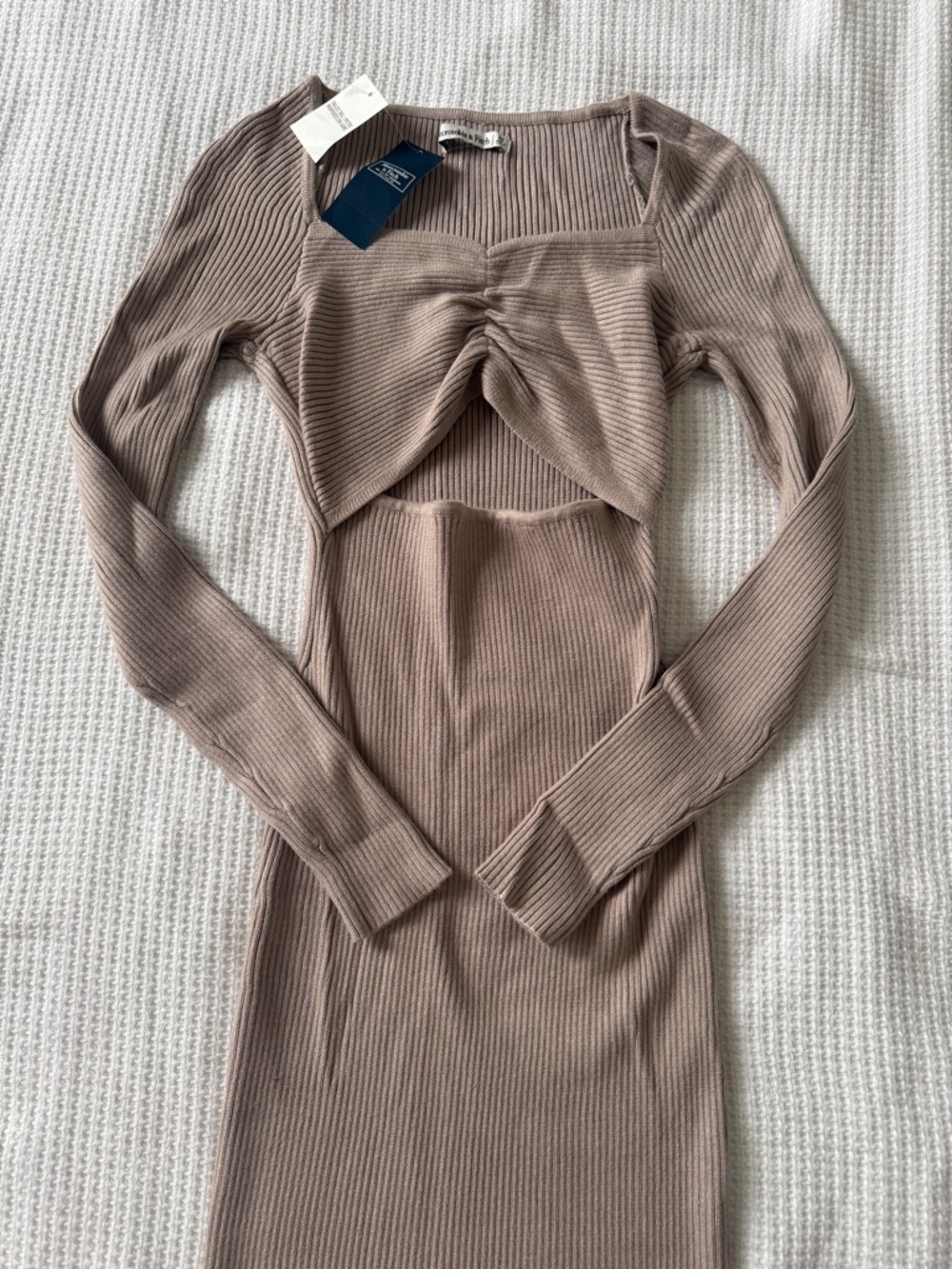 Abercrombie & Fitch Ribbed Long Sleeve Twist Cutout Dress in Taupe